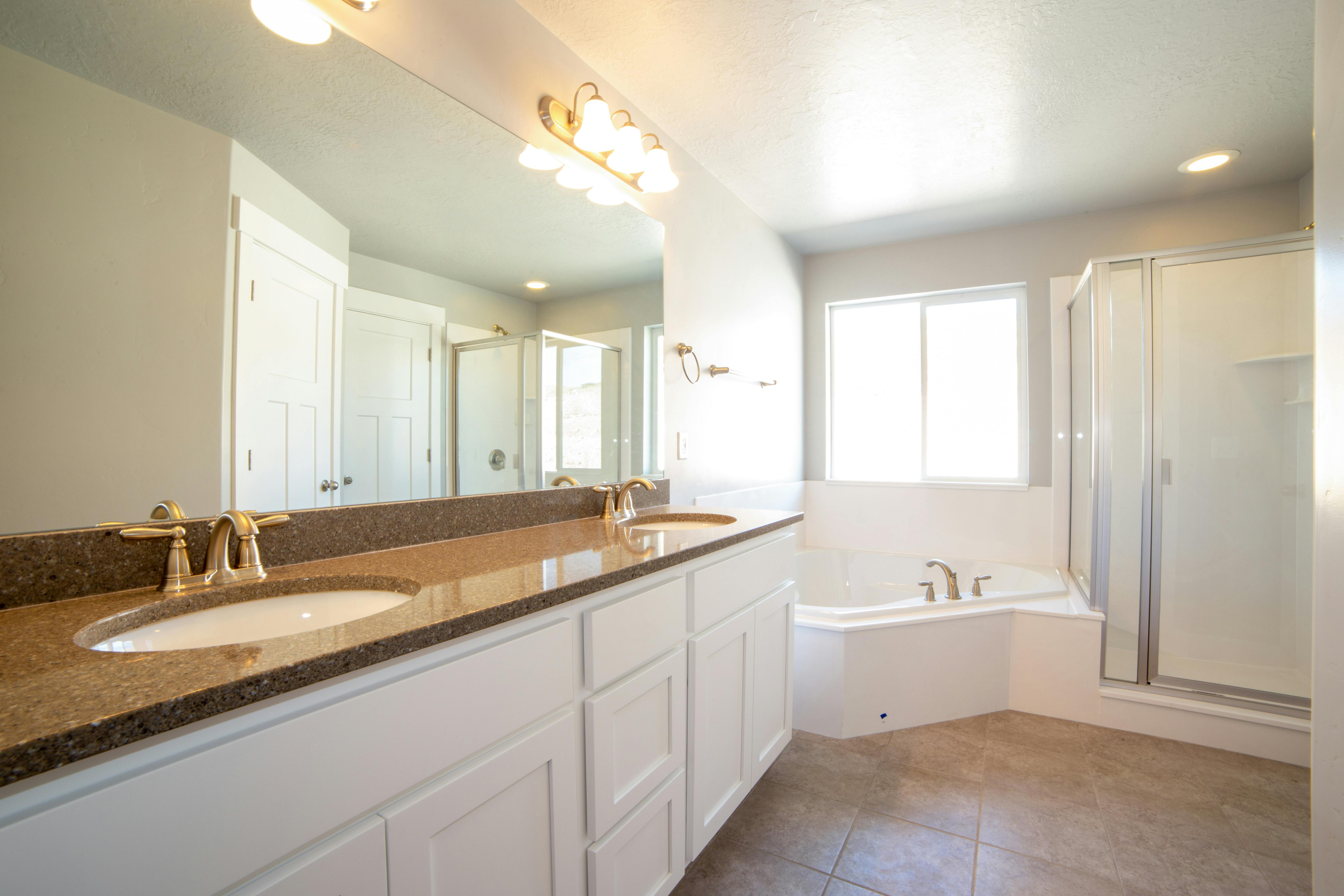 Bathroom Detail Cleaning